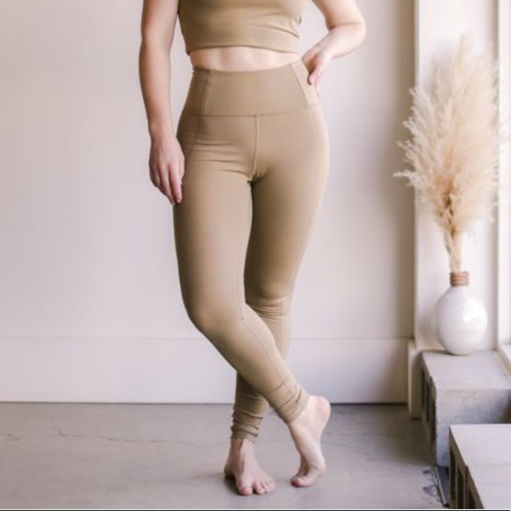 Girlfriend Collective High Waisted Pocket Legging